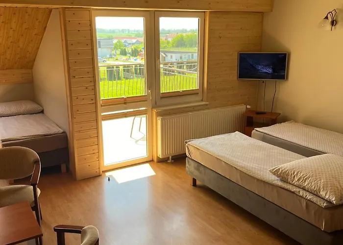 Bursztynowy Brzeg 萨比诺瓦